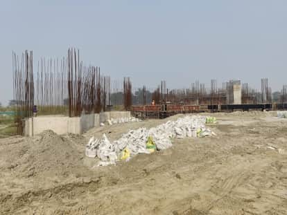 motihari Bihar News world's largest Shivalinga is about to reach Motihari, people are eagerly waiting