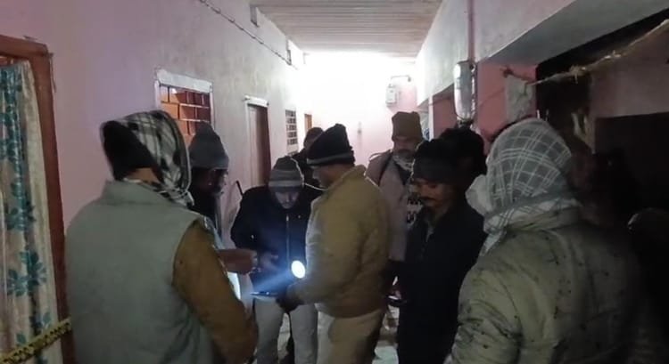 Bihar Crime: मैट्रिक छात्र ने कमरे में लगाई फांसी, परिजन बोले- मोबाइल लोन किस्त से था परेशान