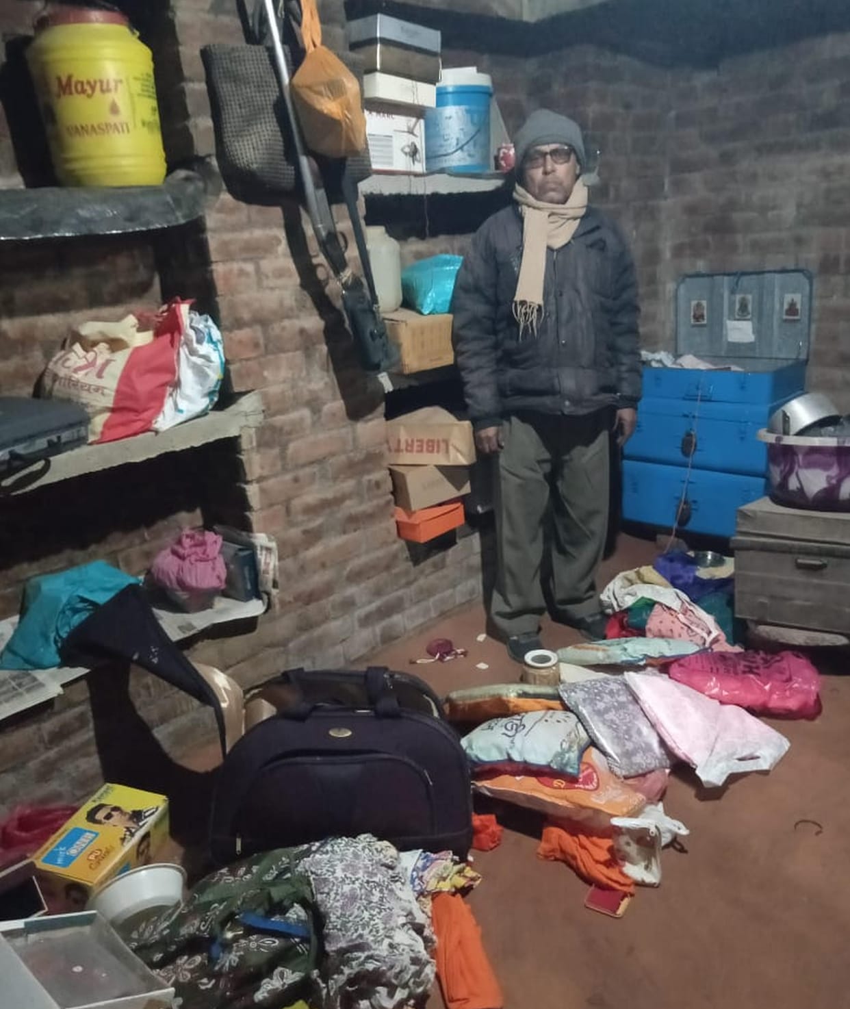 Rs 8 lakh stolen from airman's house, thieves leave behind licensed gun