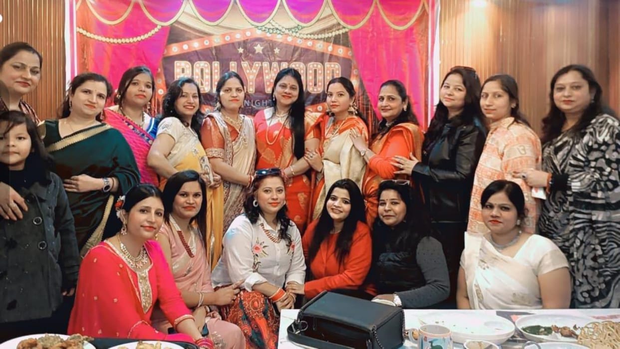 The women's organization celebrated the New Year.
