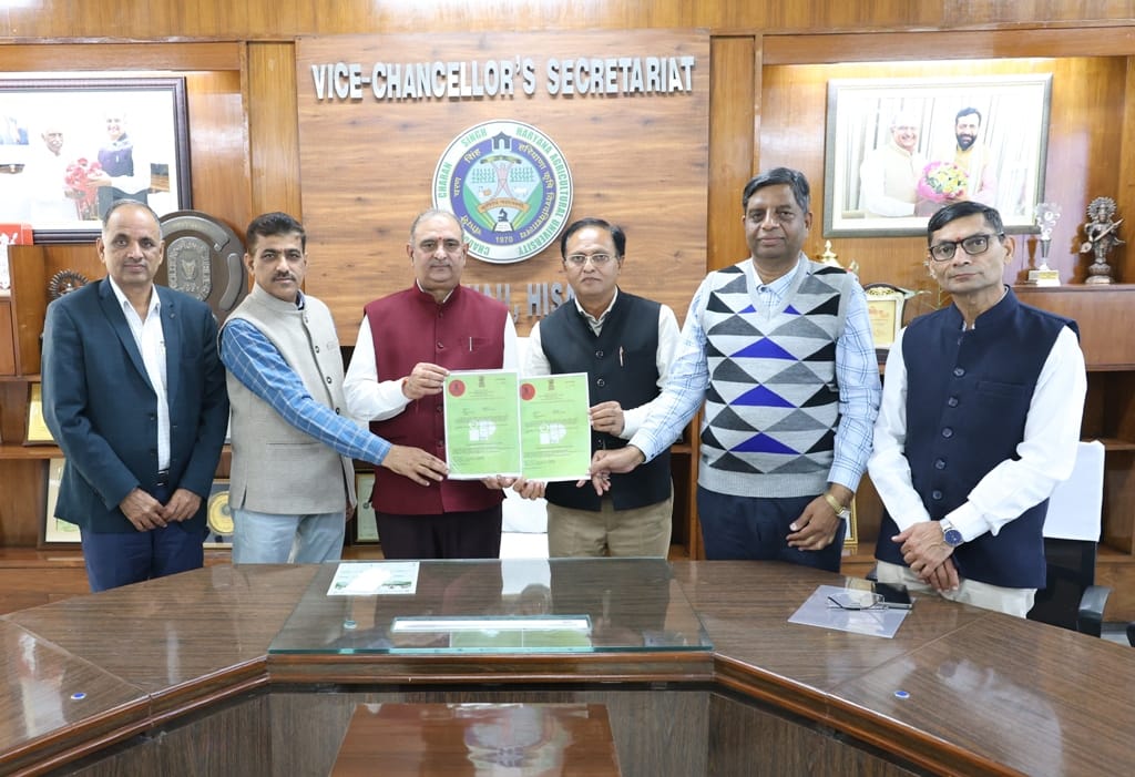 HAU received a patent for the bee multipurpose dispenser, Vice-Chancellor congratulated