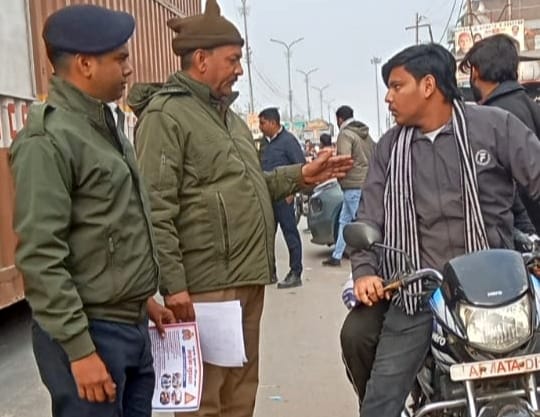 During vehicle checking, the TSI issued challans for six bikes.