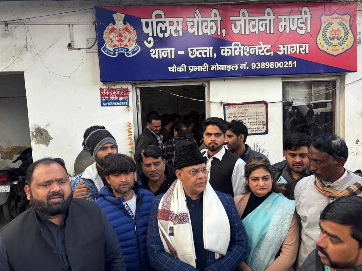 SP staged a protest over the beating at the police station.