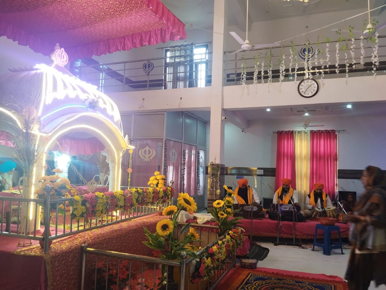 Prakash Parv of Guru Gobind Singh celebrated with devotion and joy