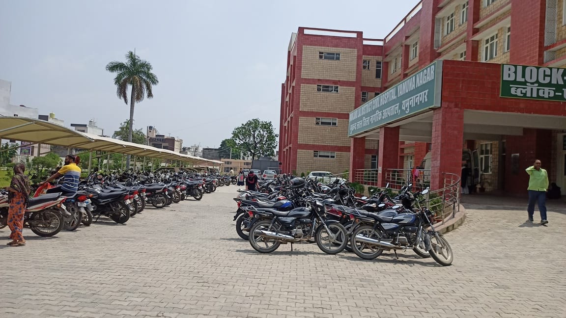 The hospital, built at a cost of Rs 105 crore, lacks security personnel