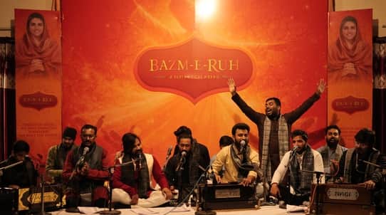 निरंकारी सत्संग भवन में आयोजित सूफी संगीत। स्रोत : प्रवक्ता