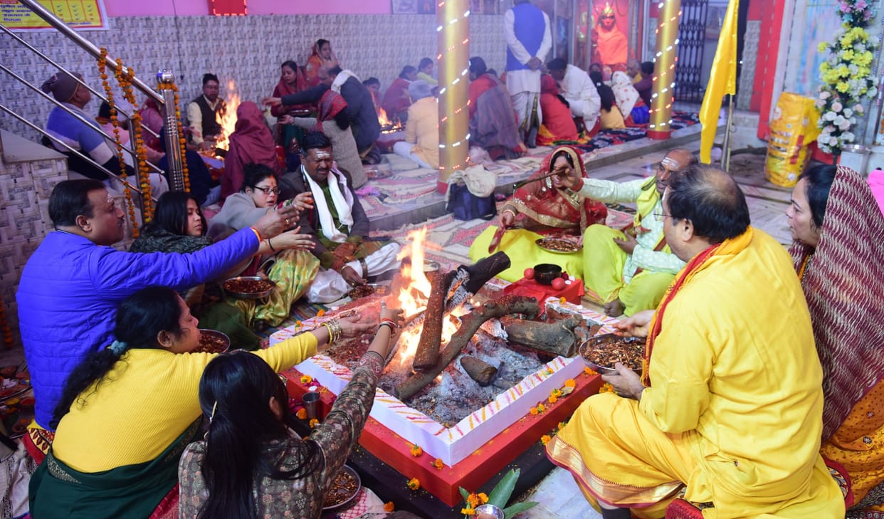 In the Panchakundiya Yagna, Goddess Lakshmi was prayed for peace and happiness.