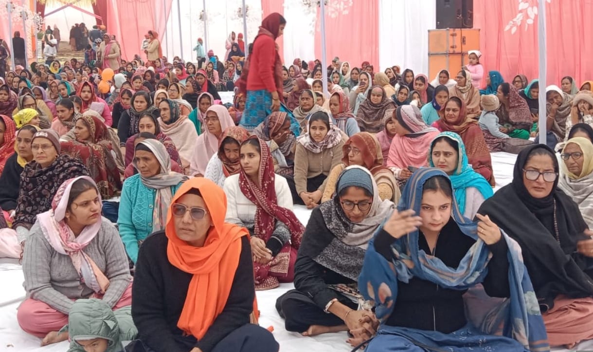 Guru Gobind Singh's birthday celebrated at Gondia Gurdwara