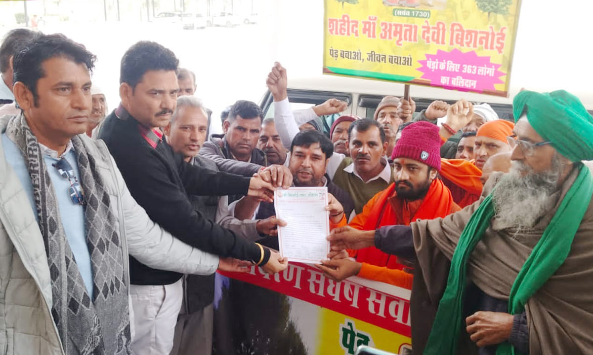 Bishnoi community protested against the cutting of green trees in Tohana