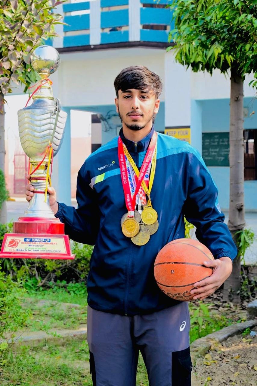 He made a name for himself at the state level in basketball