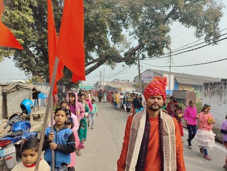 Kalash Yatra taken out in the city for Hindu conference