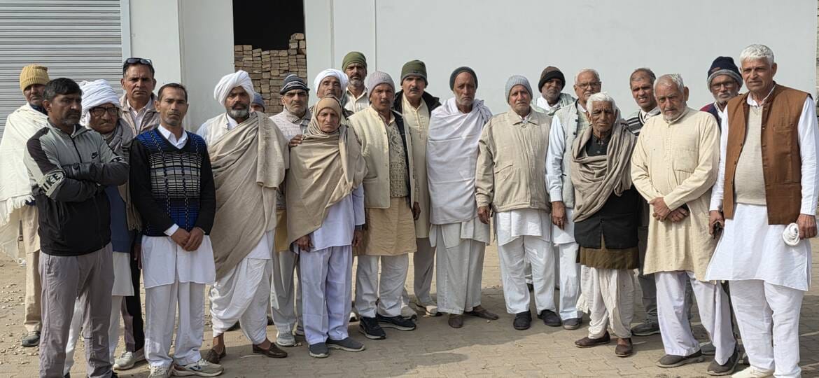 A delegation of farmers met the MLA