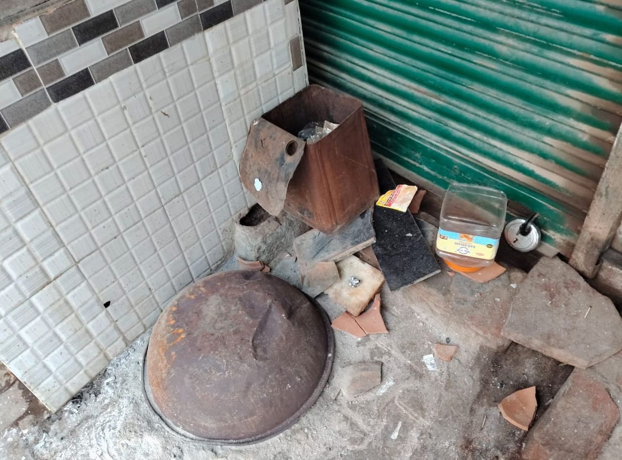 Second incident in five days, tea stall at Ramlila Maidan vandalised again