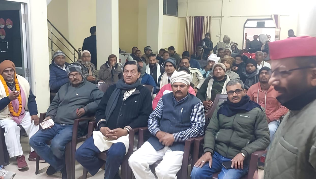Emphasis was given on adding names to the voter list in the SP's monthly meeting