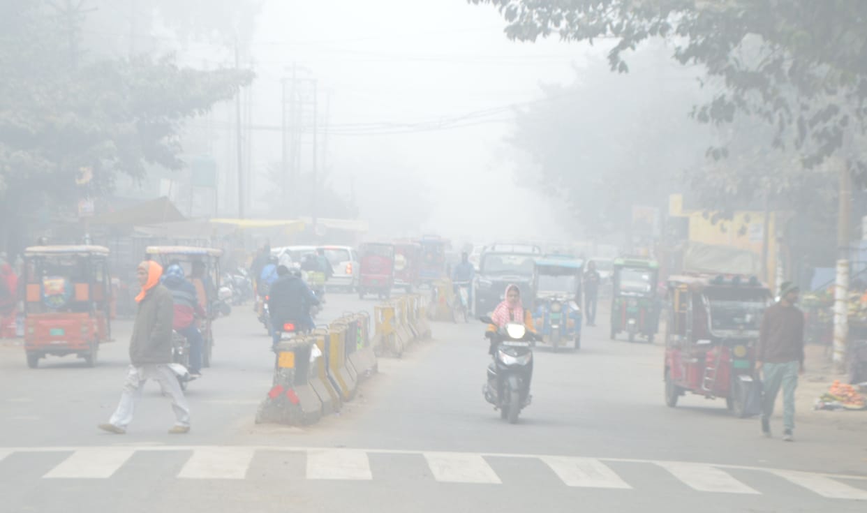 The mercury dropped by two degrees, and zero visibility in the morning added to the woes.