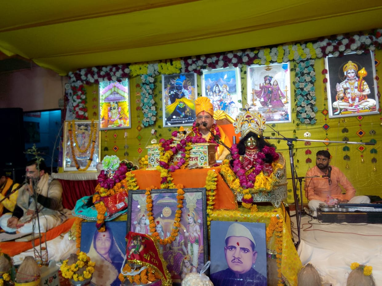 The story connects devotees to God and shows them the path to salvation.