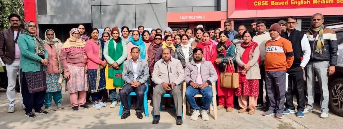 520 primary school teachers in the district were given lessons in mathematics skills.