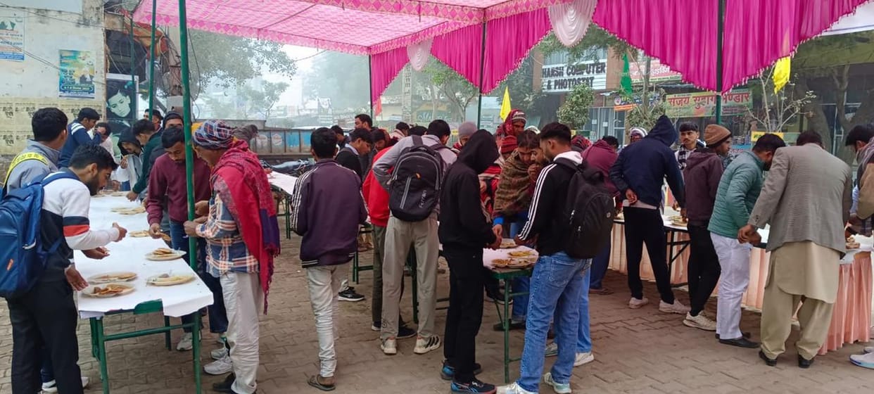 Municipal employees organized Hanuman's roti.