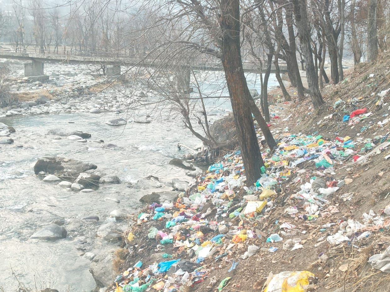 Srinagar, Sindh Drain, Garbage, Peoples Angry