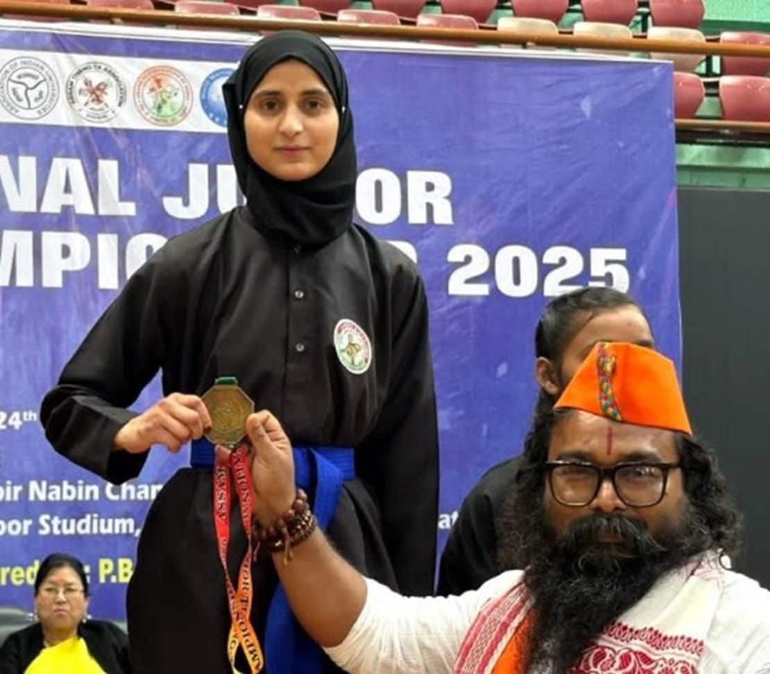 Pulwama, Masifa won Gold Medal, Tral Girl