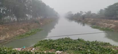 farmer leader met the Executive Engineer of the Irrigation Department demanding re-testing of the water