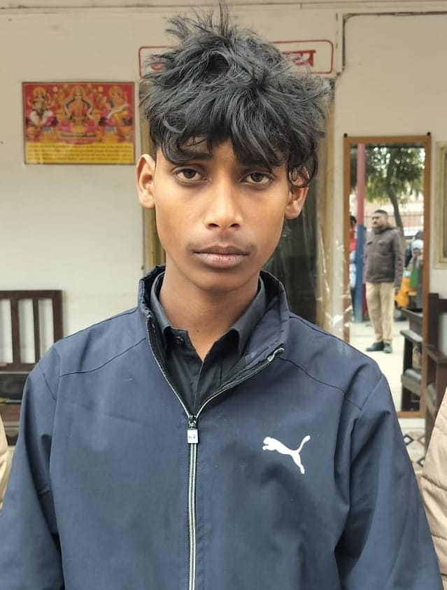 The servant was sent to jail in connection with the theft at the jewelry shop.