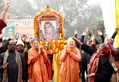The 133rd birth anniversary of Yoga Guru Paramahansa Yogananda was celebrated with great pomp in Gorakhpur.