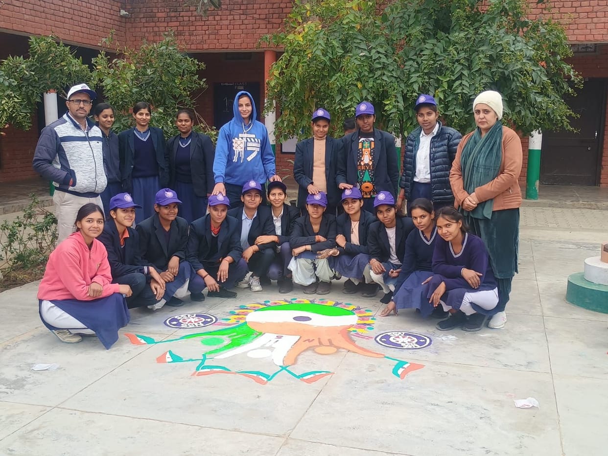 On the sixth day of the camp, a mehndi and rangoli competition was held.