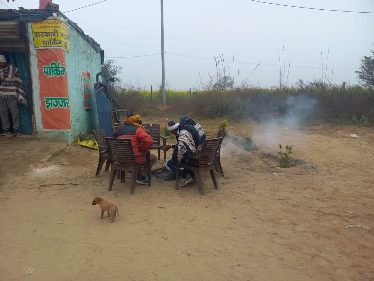 After two days of relief, the fog returned, and the sun did not come out all day.