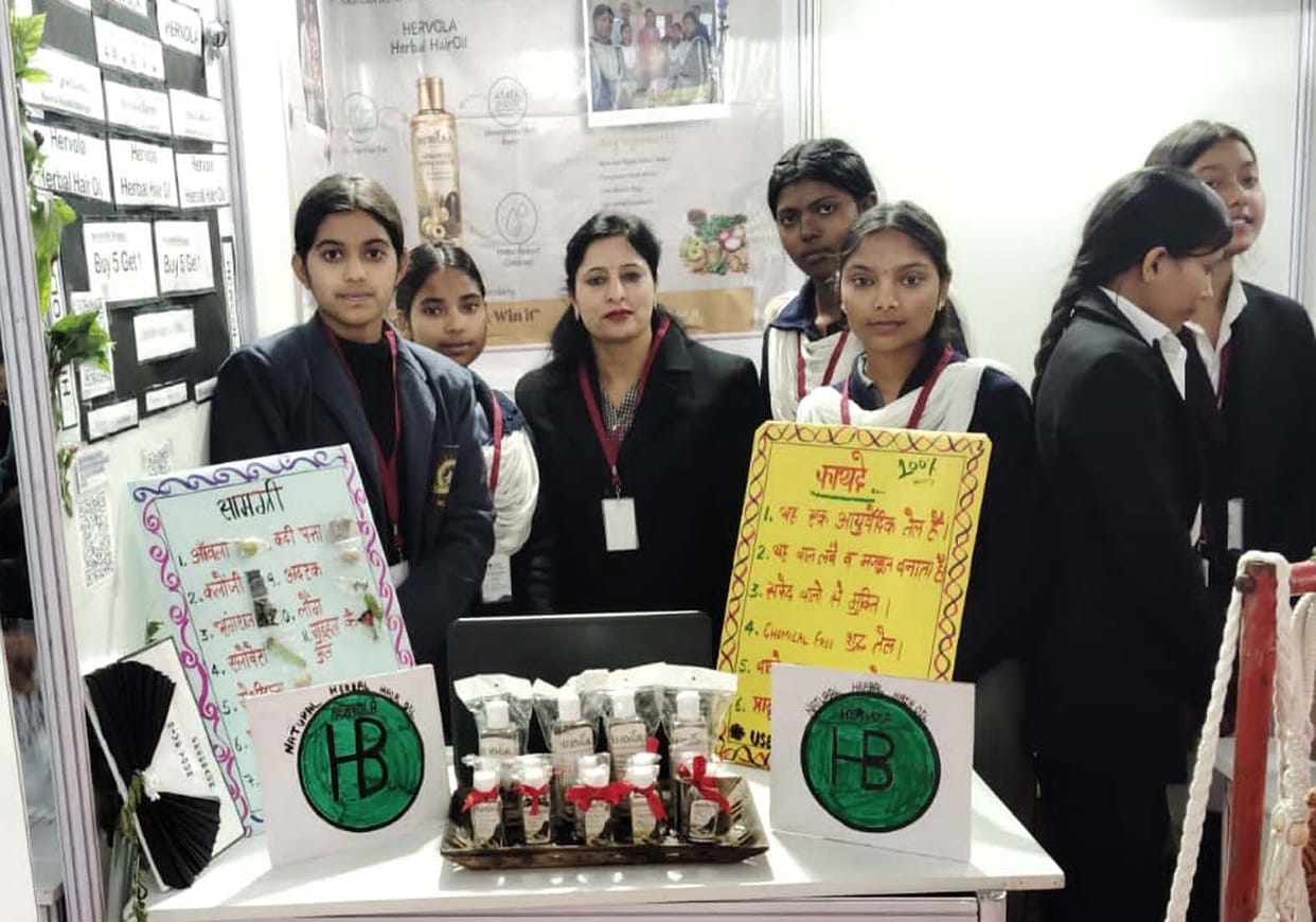 The students' herbal hair oil startup received state-level recognition
