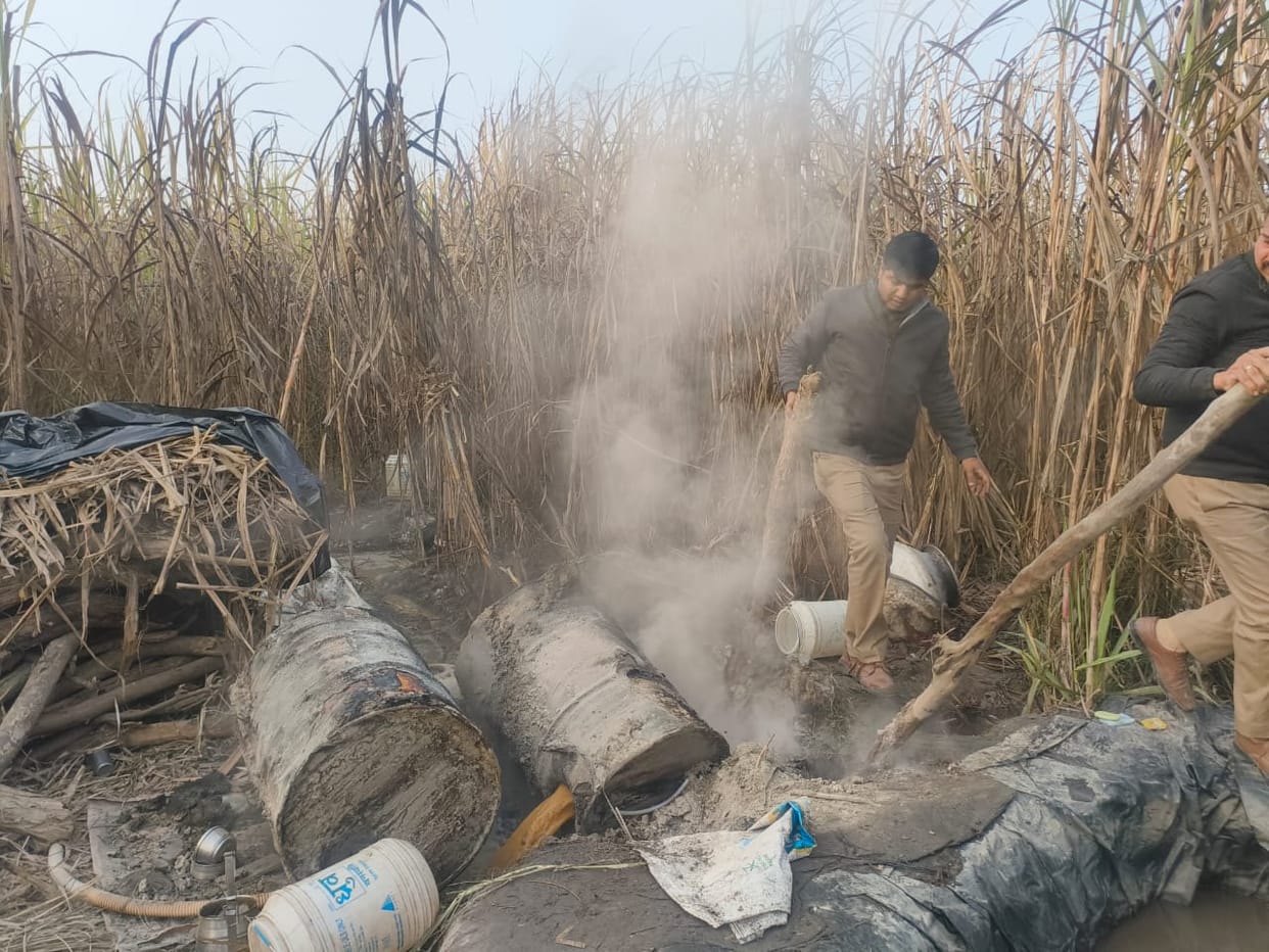 2500 liters of furnace and furnace destroyed