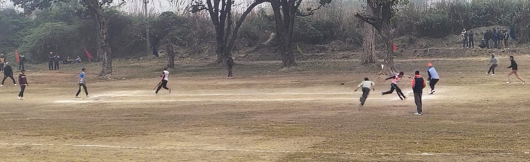 Unnao team reached the semi-finals after defeating Khargusarai.