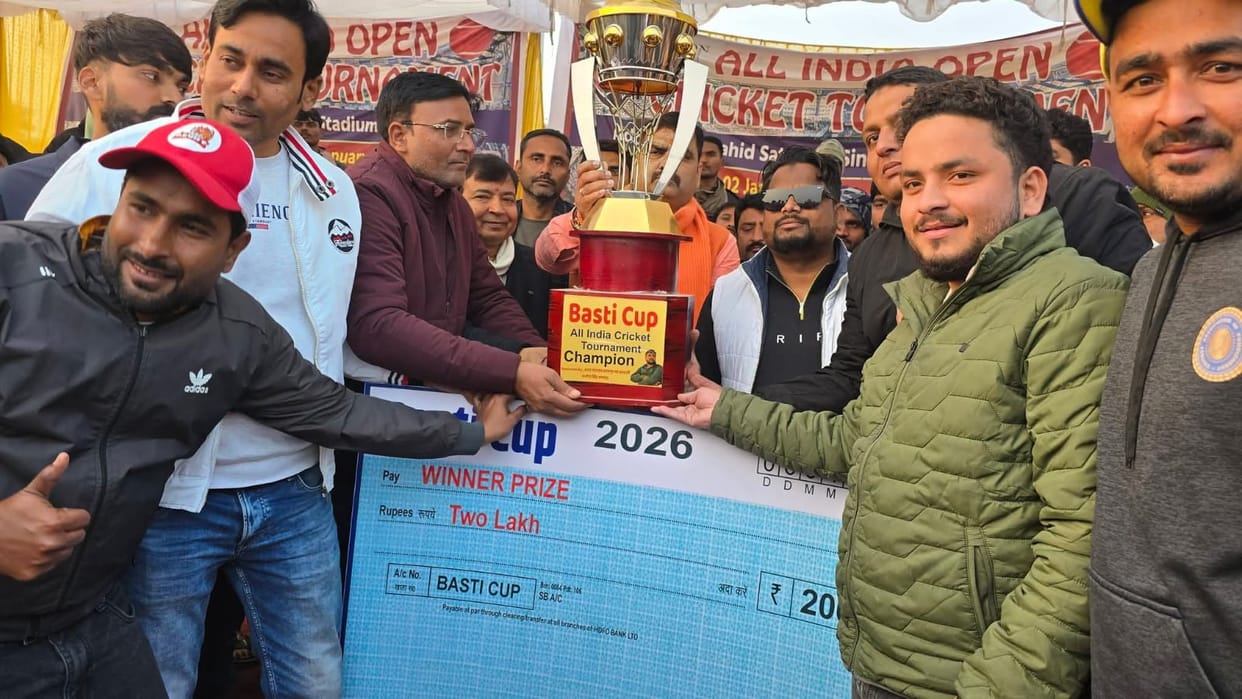 Cricket: Balrampur team became champion by defeating Basti by 27 runs.