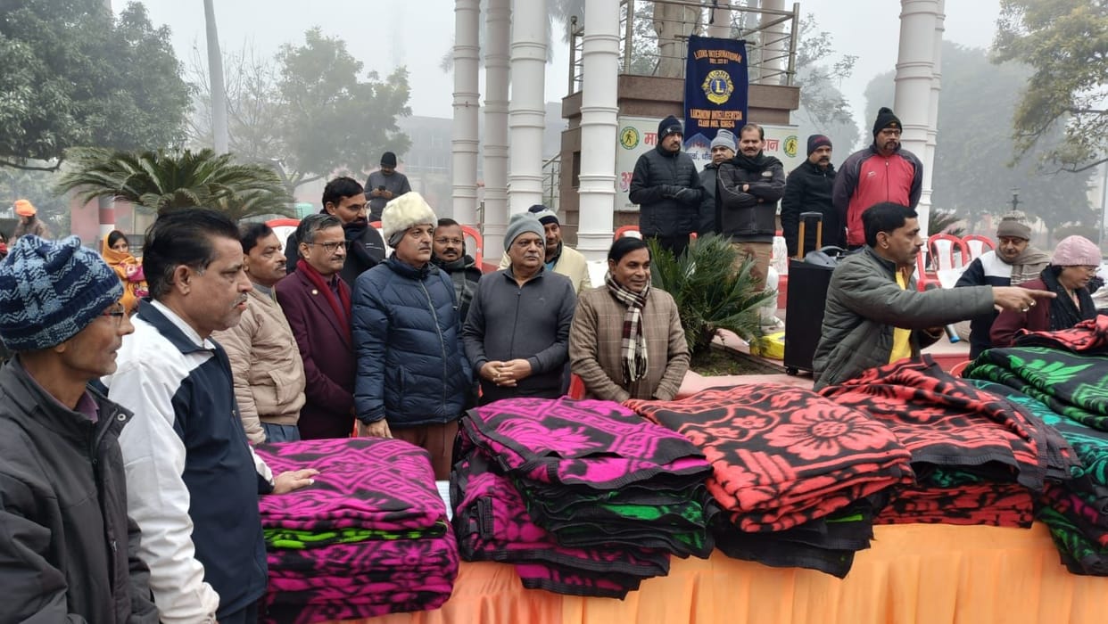 1000 blankets distributed in memory of Pushpa Tandon