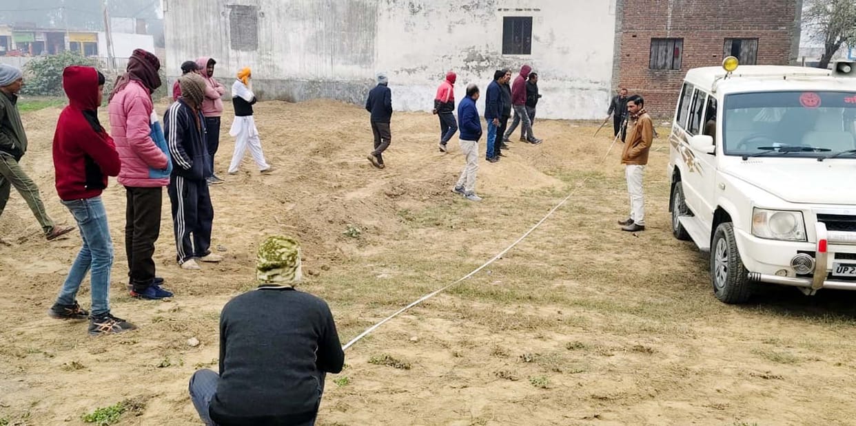 Investigation begins into plotting on government land; removal of the road appears to be a mere formality.