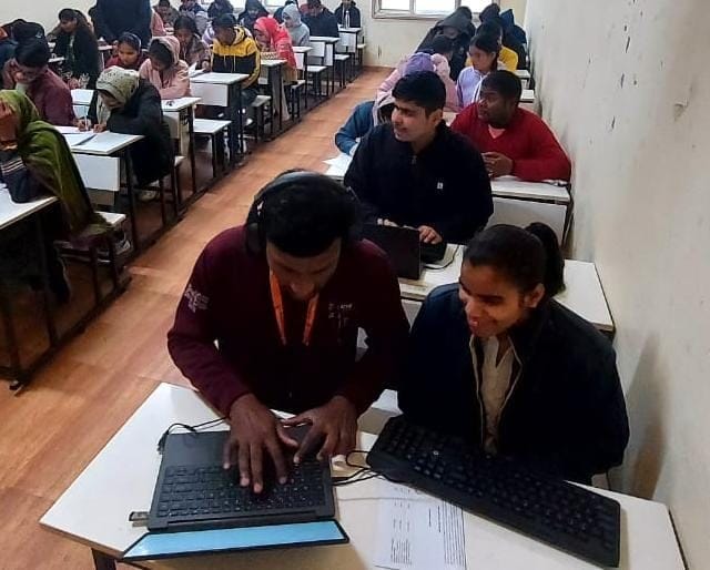 Visually impaired students pass the self-reliance test