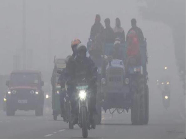 Dense fog and cold wave increased chill, affected life