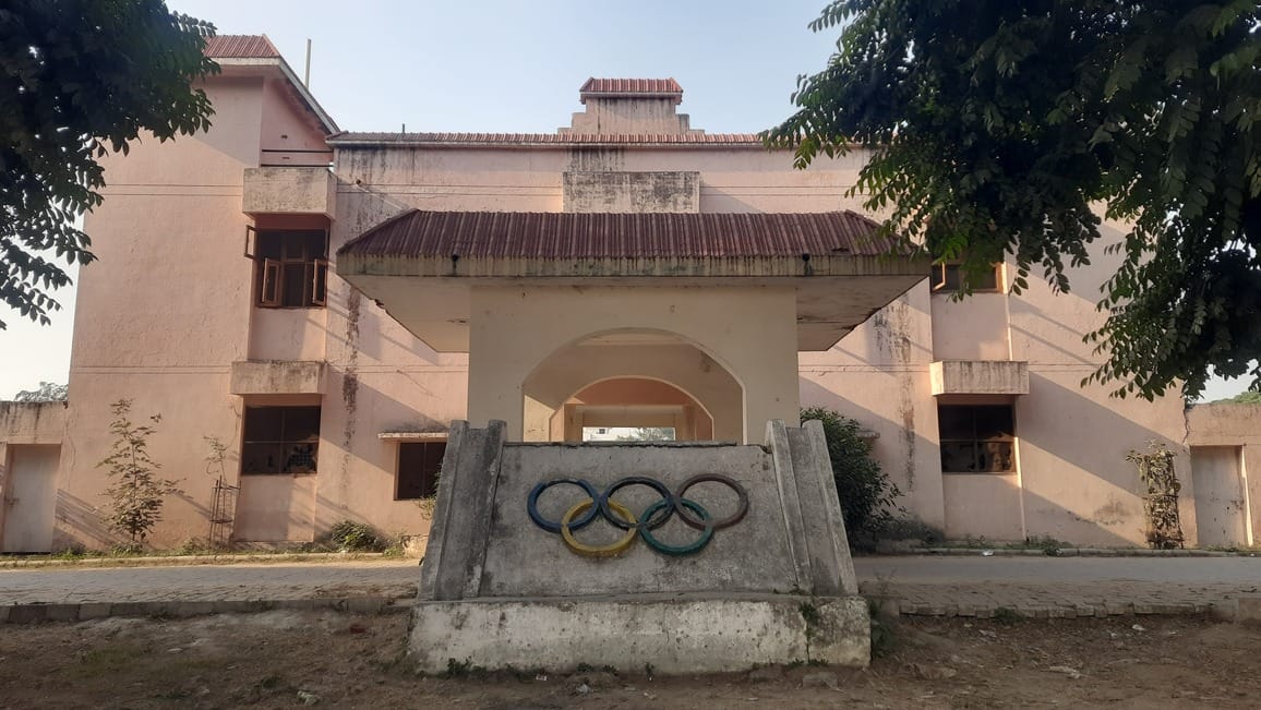 Weightlifting trials on the 9th, but facilities are lacking