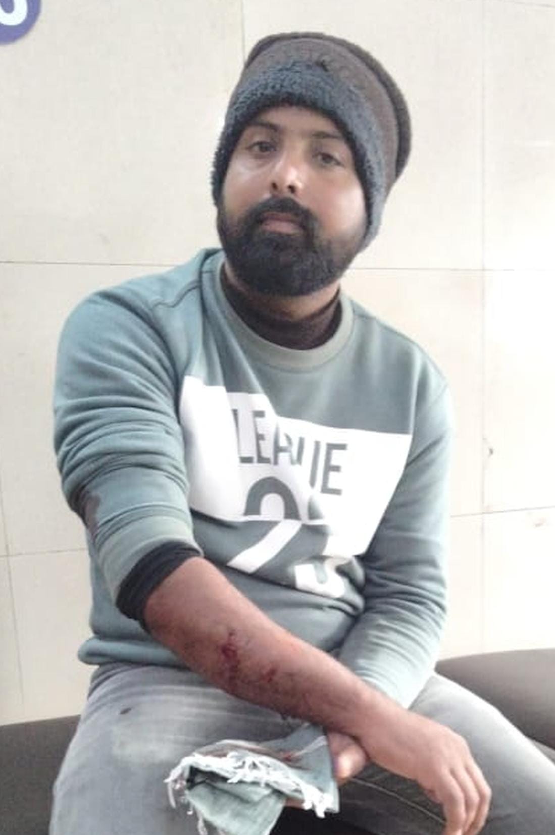 A young man fought with a leopard and saved his life after a 10-minute struggle.