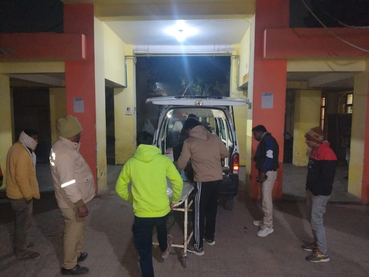 Motorcyclist farmer dies in road accident, his brother seriously injured.