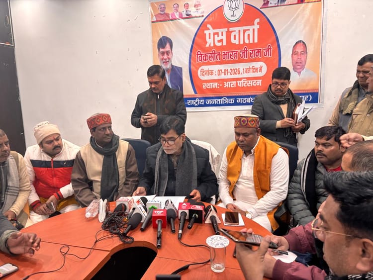 Bihar Politics: 'अगली बार नेता प्रतिपक्ष भी नहीं होंगे तेजस्वी यादव', विदेश यात्रा पर कृषि मंत्री ने कसा तंज