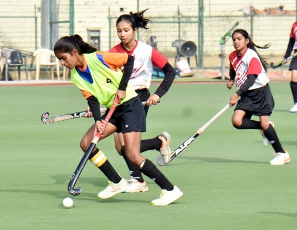 Meerut started with a win by defeating Azamgarh