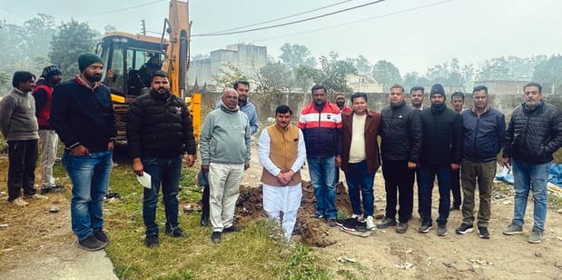 A project worth Rs 1.94 crore will improve water supply and sewerage in the grain market.