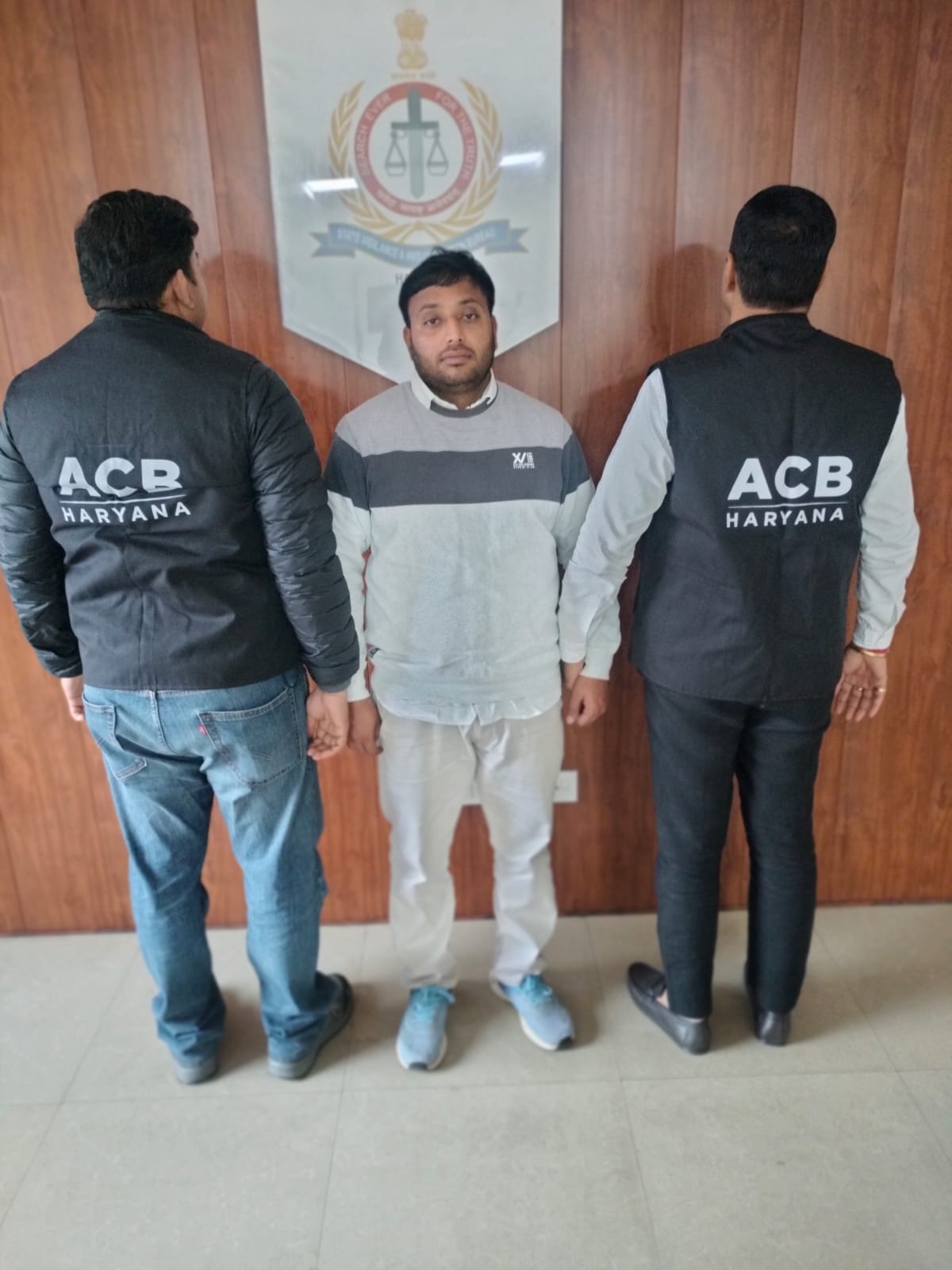 Napa Patwari demanded 40 thousand rupees, Vigilance arrested him on the basis of audio