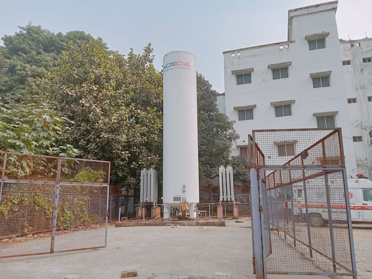 Only two out of five oxygen plants are running, cylinders have to be purchased from outside