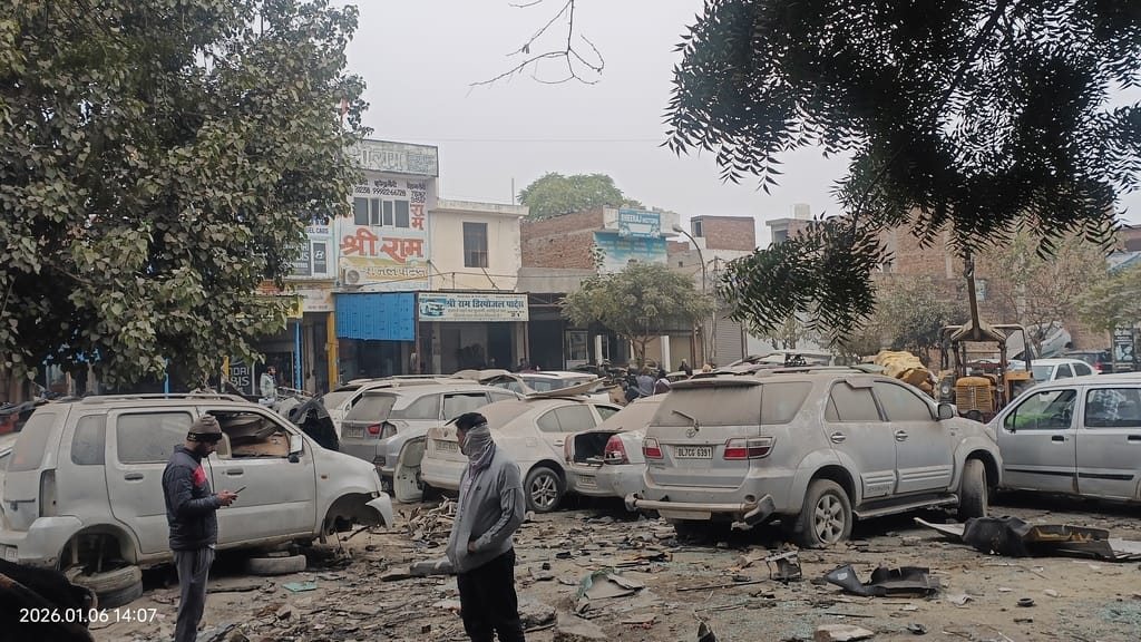 A day full of meetings... The action to remove encroachments in the auto market has been stopped, traders said they will fully cooperate in development.