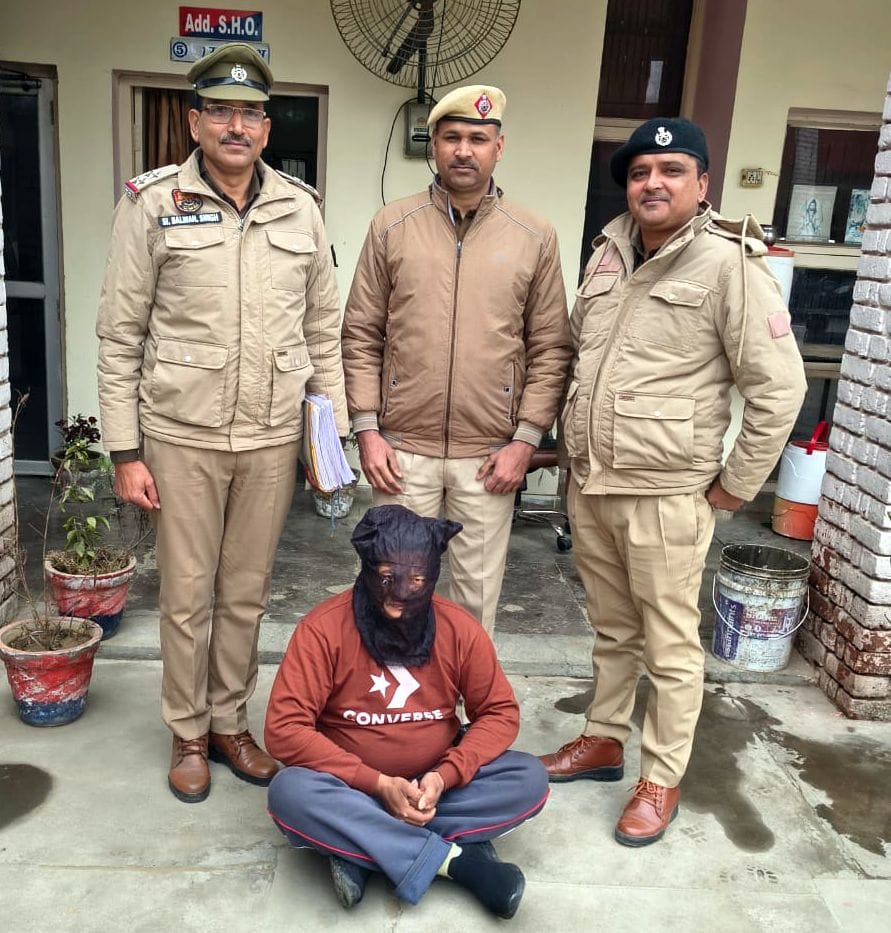 Drug supplier arrested in Delhi for drug trafficking.