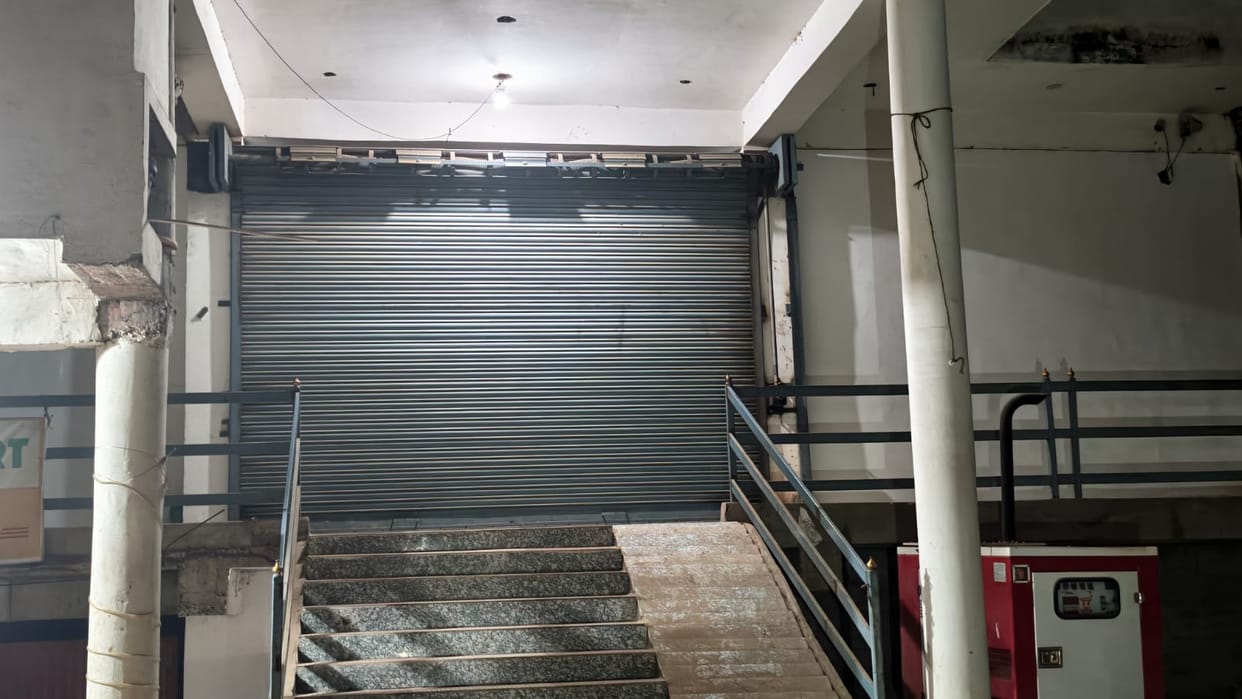 Security guards are not deployed at banks and ATMs at night