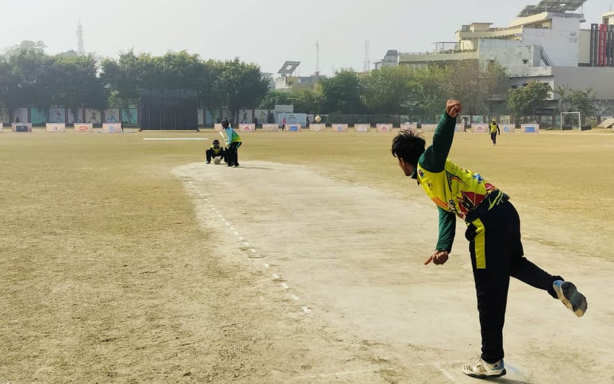 Thunders beat Daredevils by four wickets