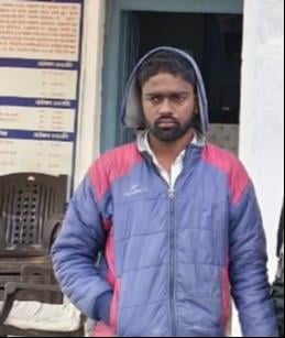 Gorakhpur News: गश्त के दौरान पुलिस टीम पर फायरिंग, दरोगा और सिपाही घायल